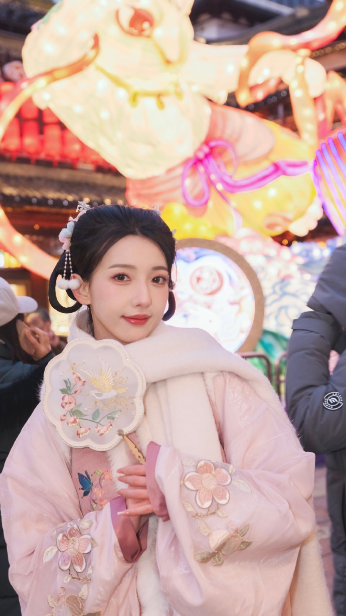大奉打更人 封面